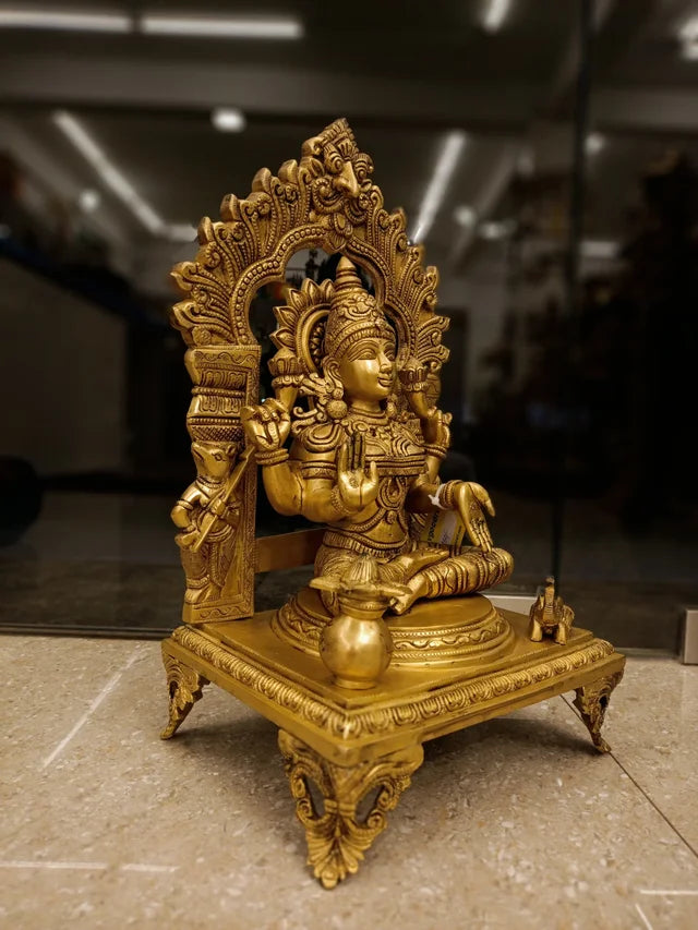 Brass Lakshmi Arch Idol 18 Inch – Goddess Lakshmi Brass Statue with Decorative Arch for Pooja Room & Home