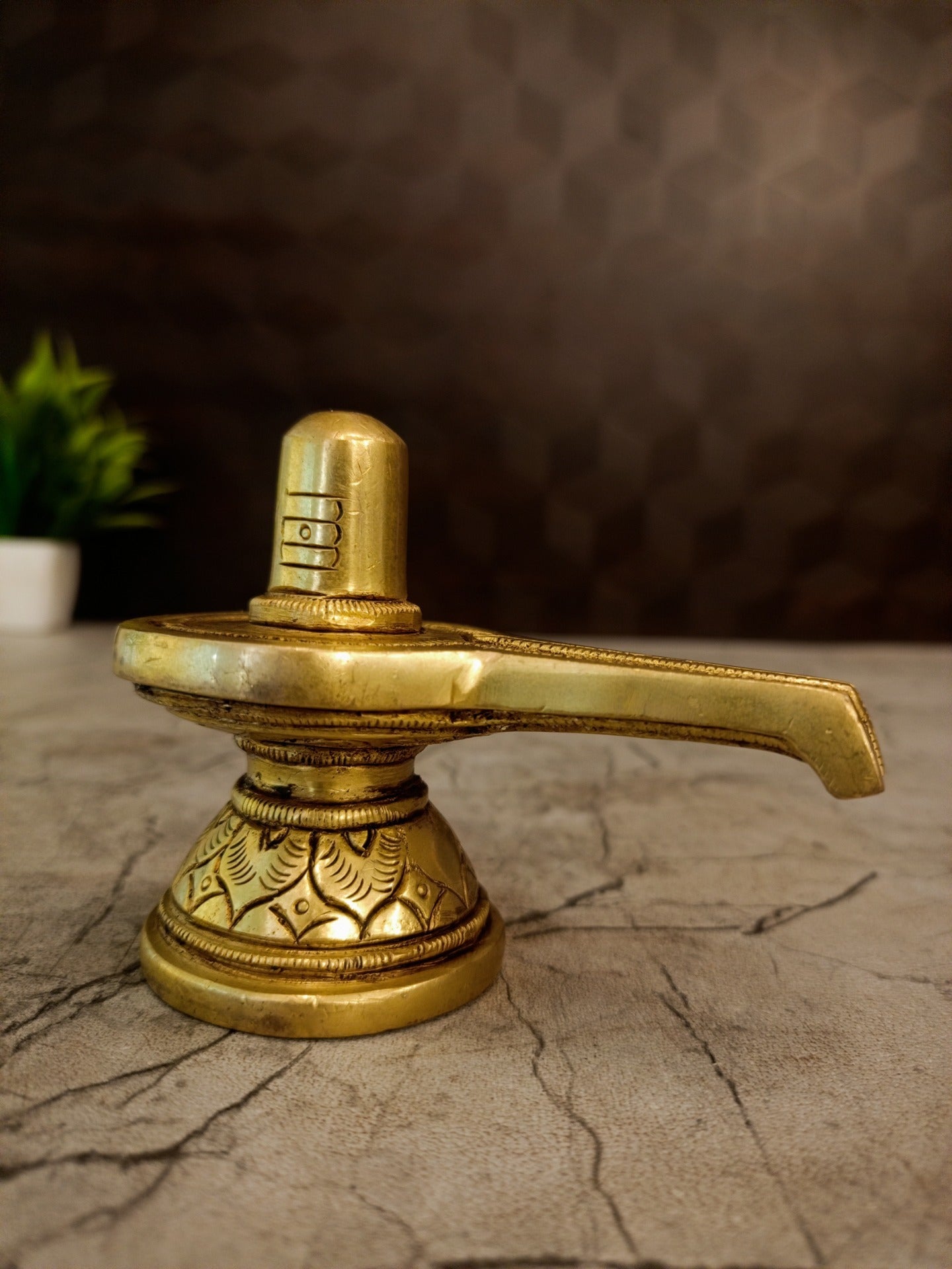 Brass Shiva Lingam Idol 3 Inch | Plain Lord Shiva Lingam Murti | Brass Pooja Idol for Home Temple, Pooja Room & Spiritual Decor