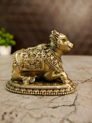Brass Fine Art Nandhi Idol (2.5″) | Handcrafted Pure Brass Nandi Statue for Home Temple & Decor
