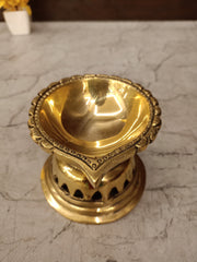 1″ Brass Lotus Diya | Mini Handcrafted Brass Oil Lamp for Pooja, Festive Decor & Spiritual Gifting